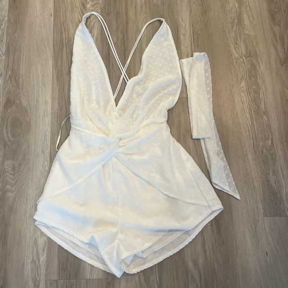 Assorted romper and dresses sold individually - Picture 3 of 11